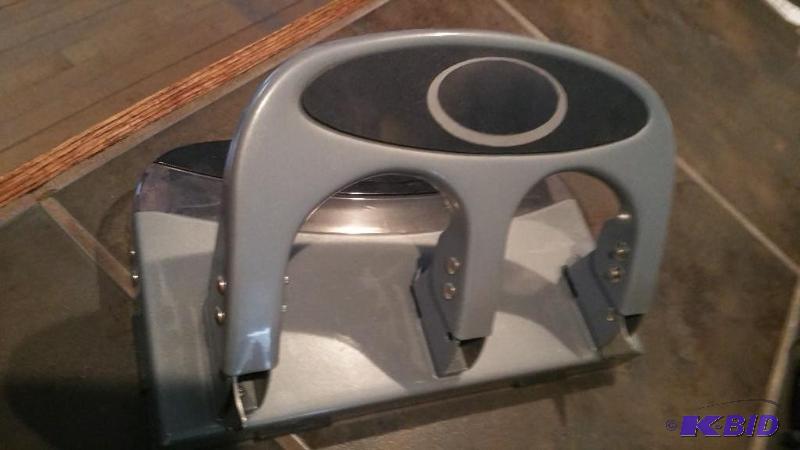 lot 114 image: 3 Hole Punch