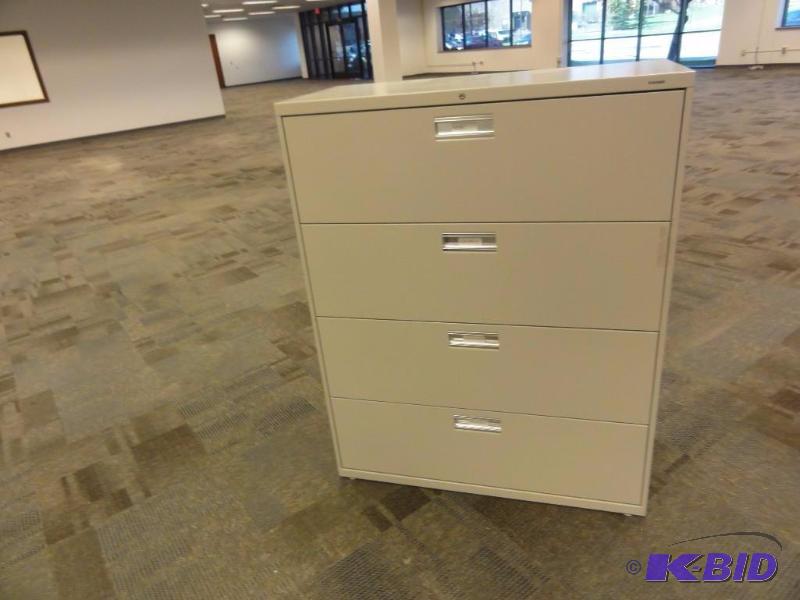 lot 34 image: Hon 4-drawer cabinet