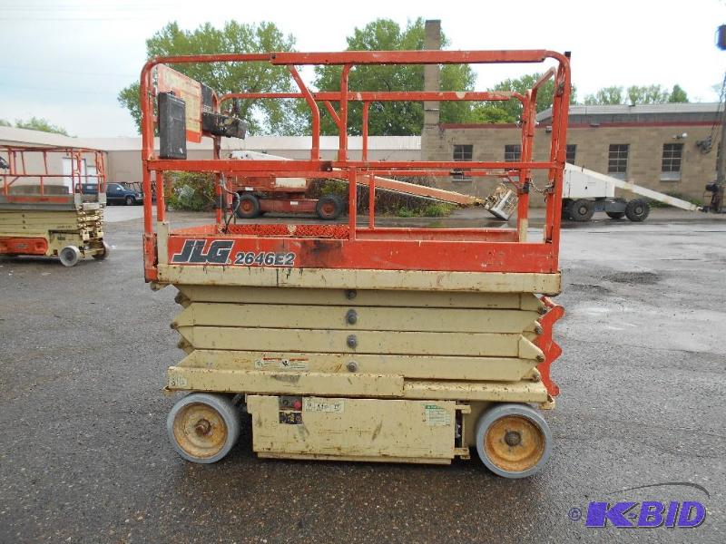 lot 3 image: JLG 2646 E2 Scissorlift. Works. 3 Hours on Meter.