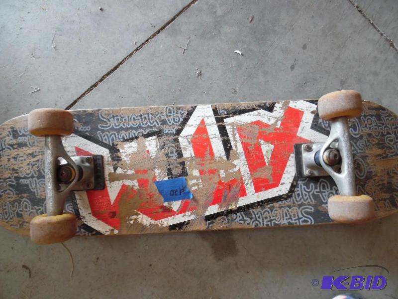 Skateboard