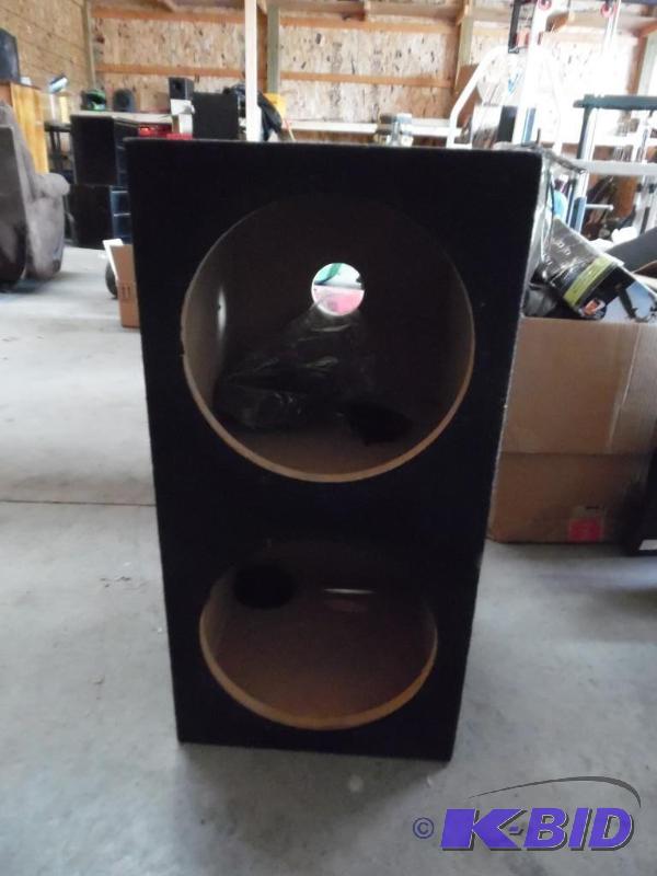 Speaker box