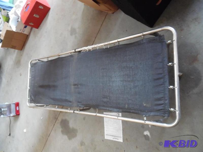 Folding cot
