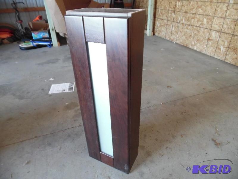 Storage cabinet