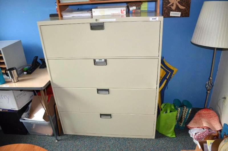 lot 117 image: Metal filing cabinet 42x18x51"...