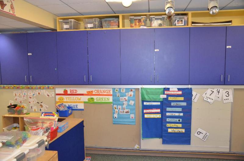 lot 160 image: Cabinet 90x96x18". Bring Philips screw d...