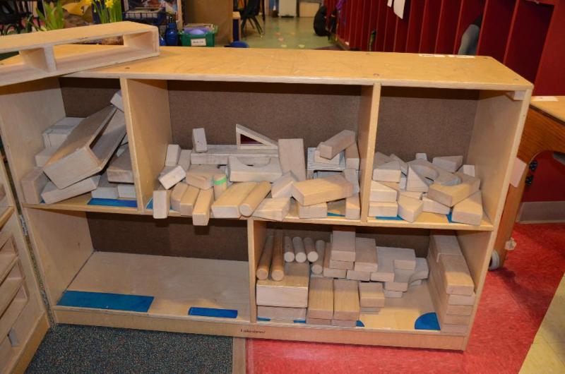 lot 166 image: Contents of shelves - Toys & games, wood ...
