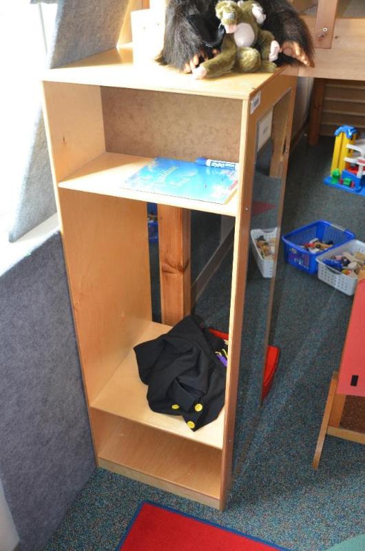 lot 167 image: Wood storage unit with mirror attached, 18x18...