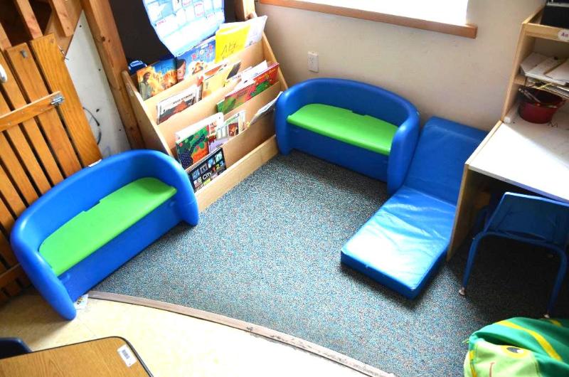 lot 177 image: 2 Little Tike benches 32x13" & one f...
