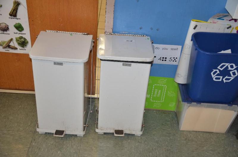 lot 186 image: 2 metal Firefighter trash cans model 712 24&q...