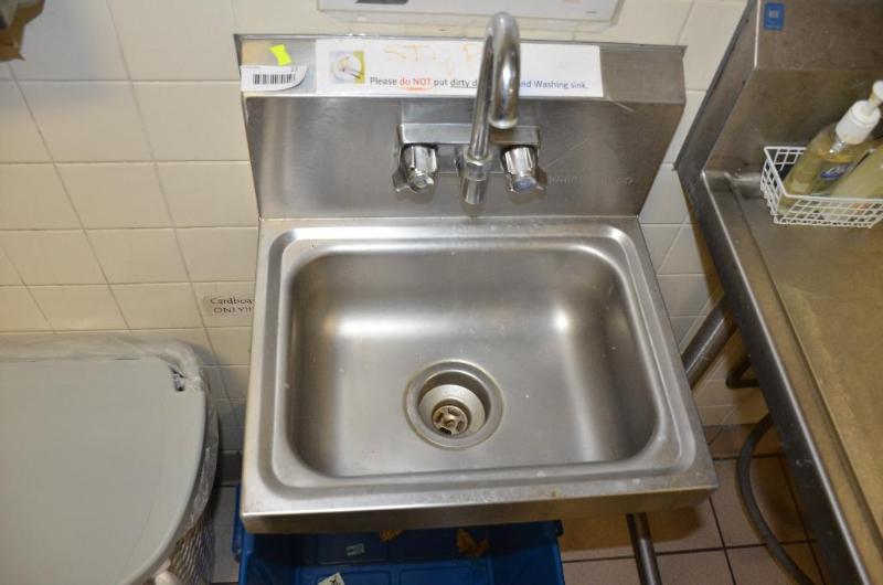 lot 21 image: Stainless steel sink 15x17" Bring tools ...