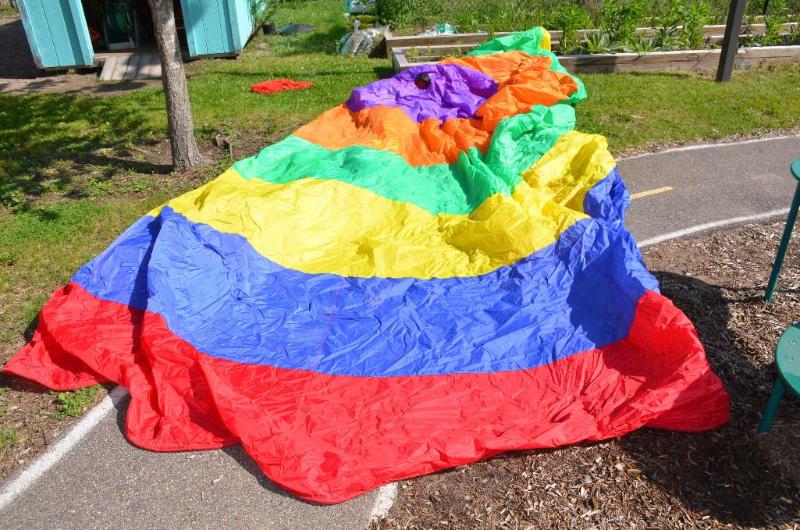 lot 217 image: Gopher Playground parachute 20 foot diameter...