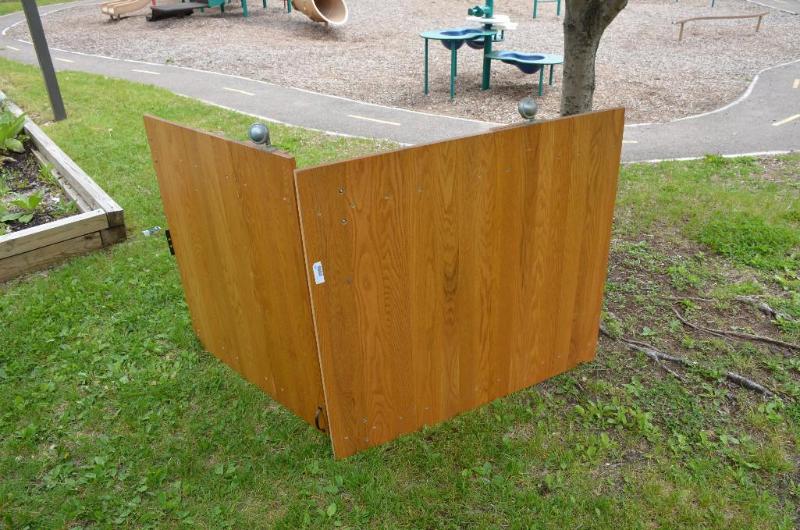 lot 218 image: Wooden gate with wheels41x44"...