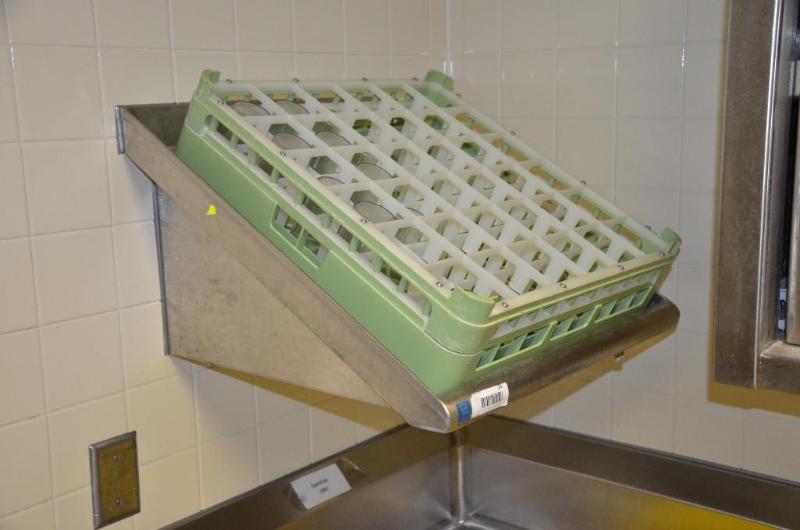 lot 24 image: Stainless steel shelf&nbsp20x13x24" Bri...