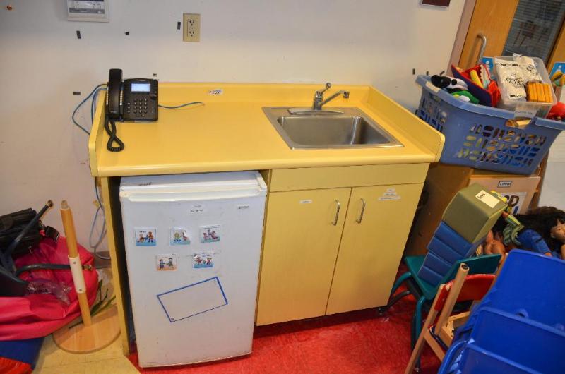 lot 29 image: Cabinet with sink 26x49x39". Does not in...