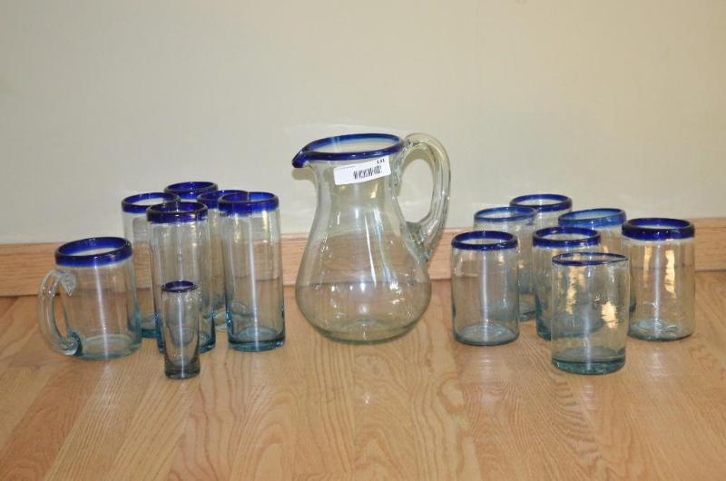 lot 131 image: Glass set  8 short glasses, 5 taller glasses...