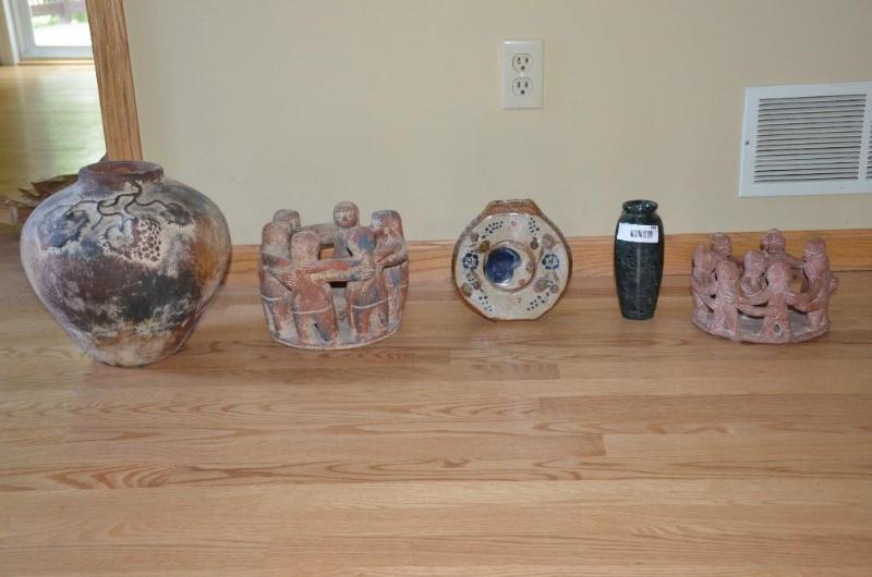 lot 148 image: 3 vases and two statues ...