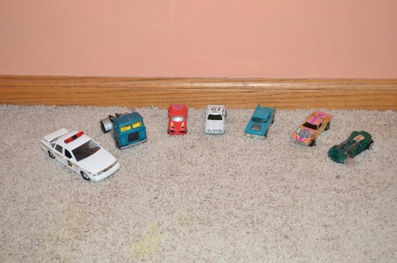 lot 17 image: 1970, 1976, 1977, 1999 hot wheels cars 1973 ...