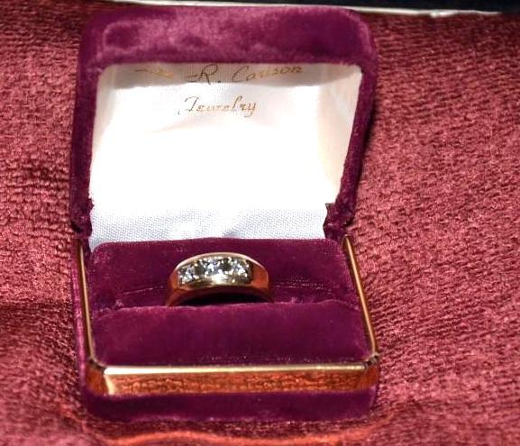 lot 2G image: Gold & diamond ring- Diamonds are pretty ...