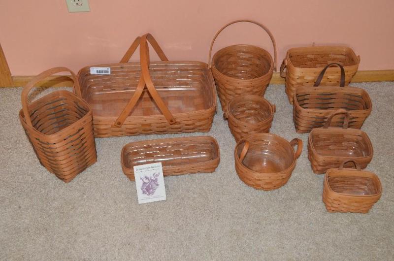 lot 31 image: Longaberger Baskets handwoven...