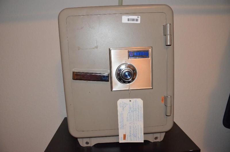 lot 46 image: Sentry Fire Resistant Safe no. B240045, Seria...