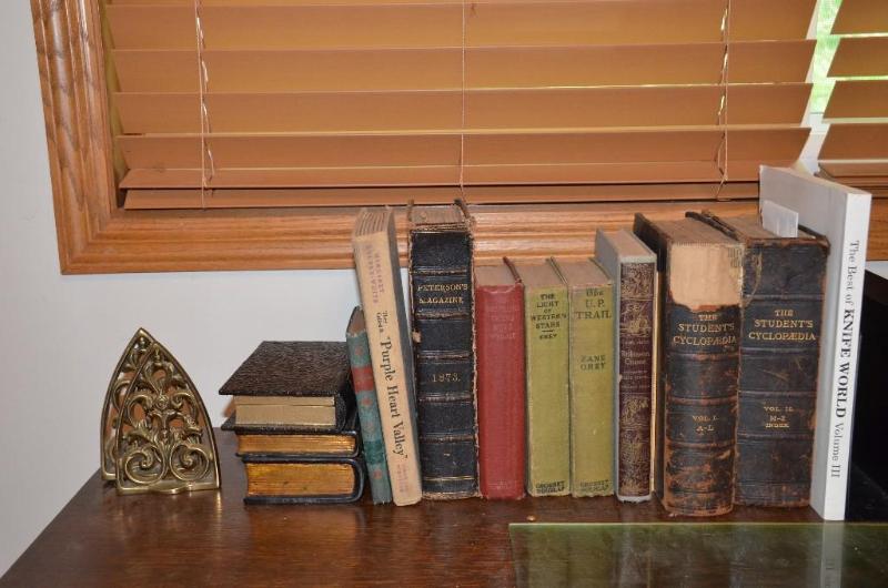 lot 49 image: Lot of antique books- Volume I&ampII of The ...
