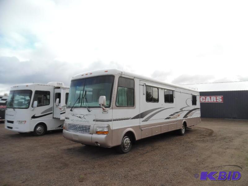 1998 Newmar Mountain Air 3758 Motorhome