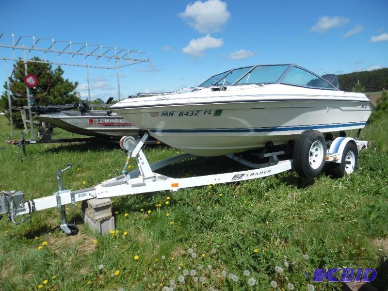 1989 Sea Ray Boat