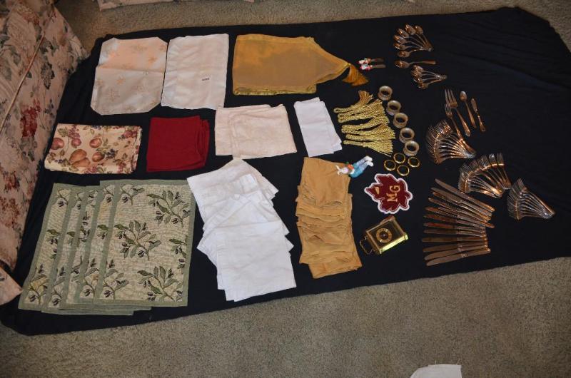 lot 162 image: Lot of table clothes and table runners silve...