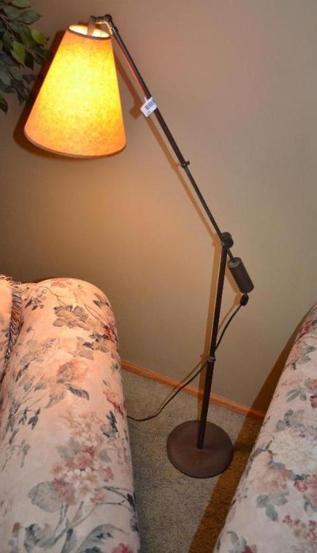 lot 167 image: Floor lamp 58&quottall, with adjustable heig...