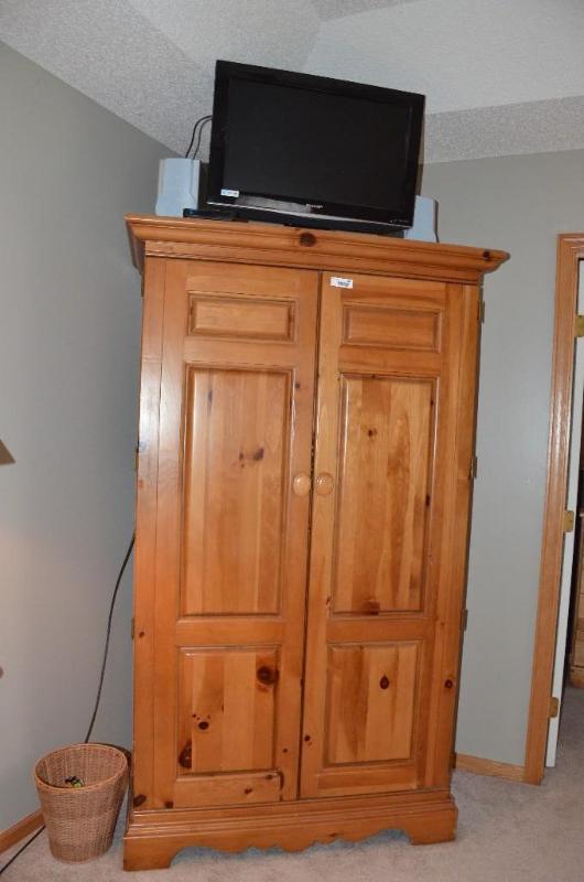 lot 186 image: Wood wardrobe with three drawers. 40x75x21. C...
