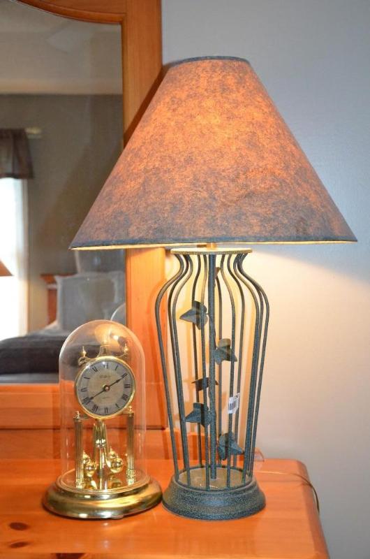 lot 190 image: Decorative lamp 28" & Waltham Quartz...