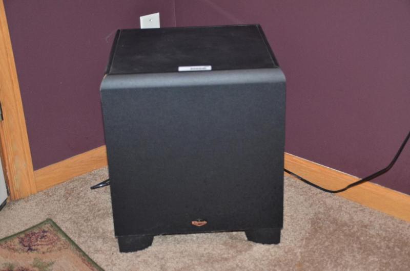 lot 199 image: Klipsch subwoofer speaker KSW12 Serial number...
