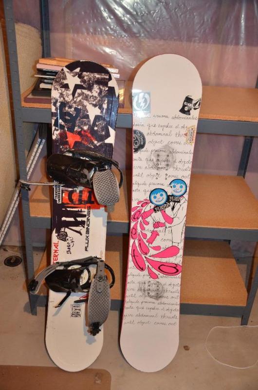 lot 253 image: 2 snowboards ersaflex transworld snowboard- ...