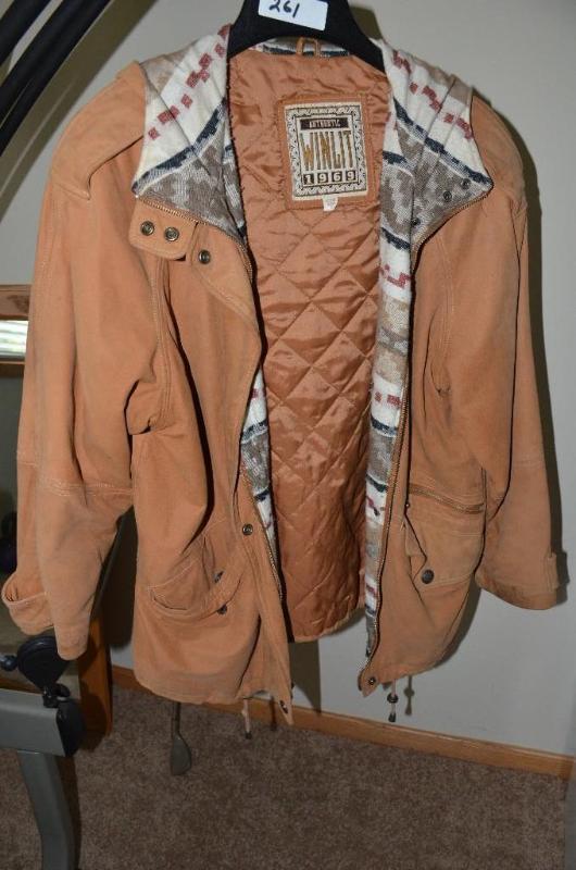 lot 261 image: Authentic Winlit 1969 genuine brown leather c...