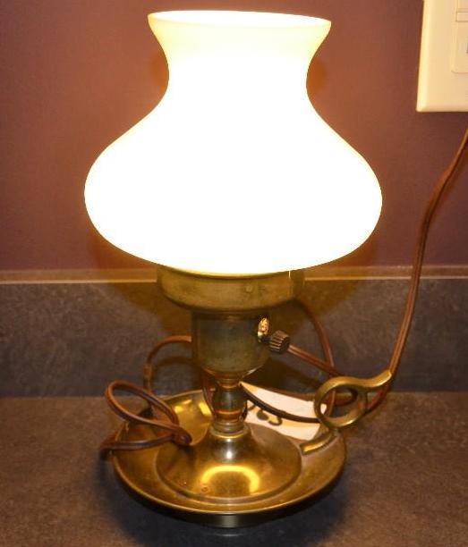 lot 263 image: Antique lamp 10"...