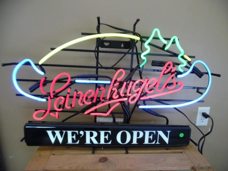 lot 2 image: Leinenkugels neon beer sign