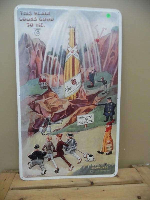 lot 25 image: Beer sign