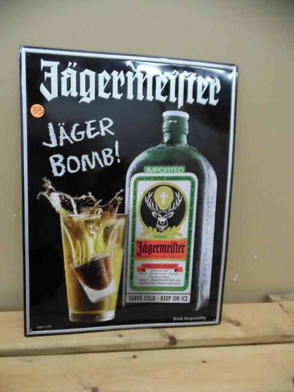 lot 33 image: Beer sign