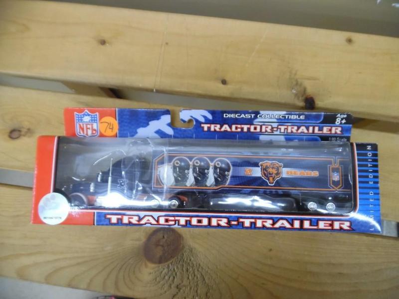 lot 74 image: Die-cast truck