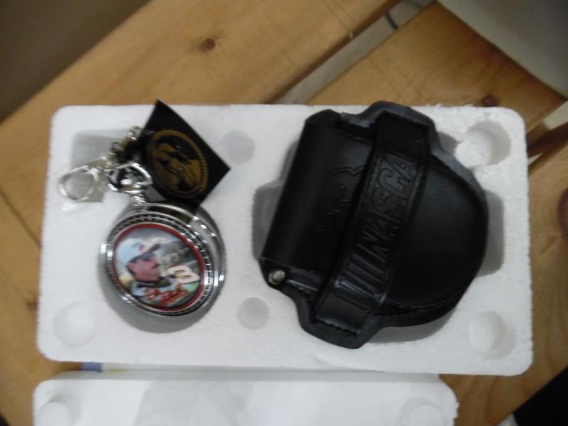 lot 80 image: Collector watch