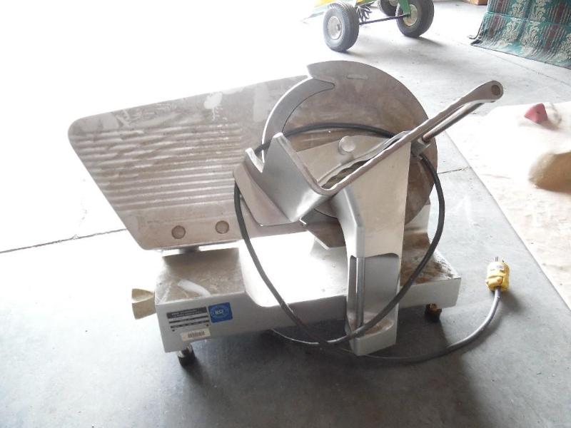 lot 6 image: Meat slicer