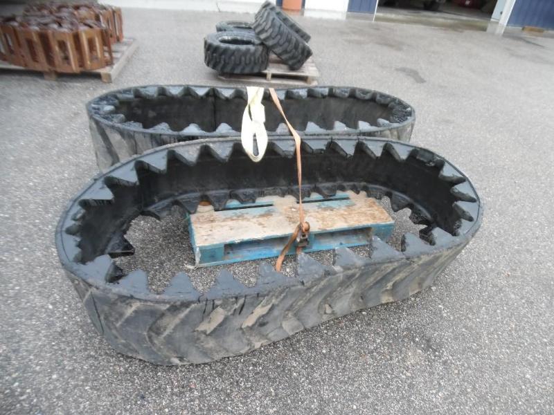 Rubber Bobcat tracks with tires