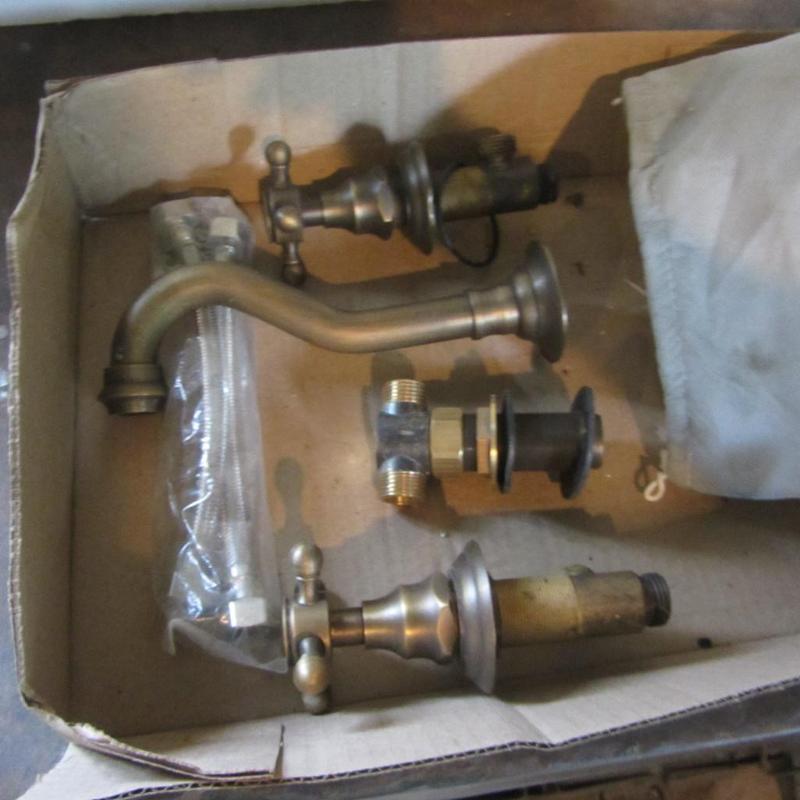 lot 107 image: New Faucet