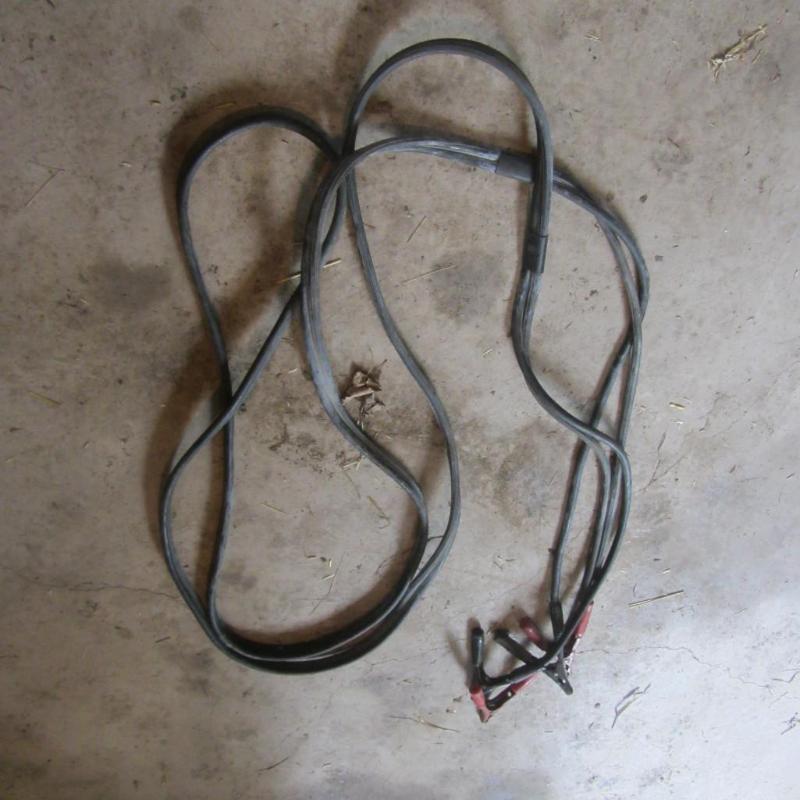 lot 114 image: HD Jumper Cables