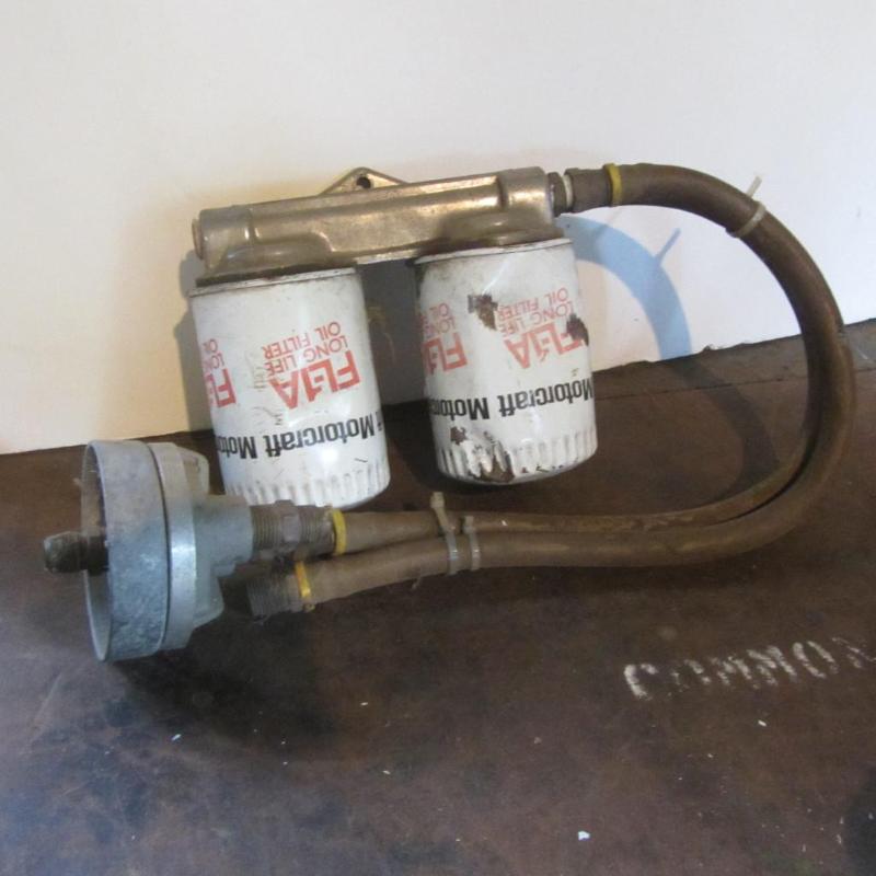 lot 137 image: Double Oil Filter - Small Block