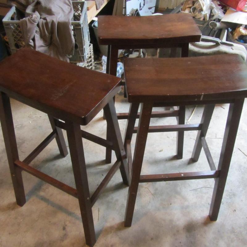 lot 147 image: Three Wood Bar Stools