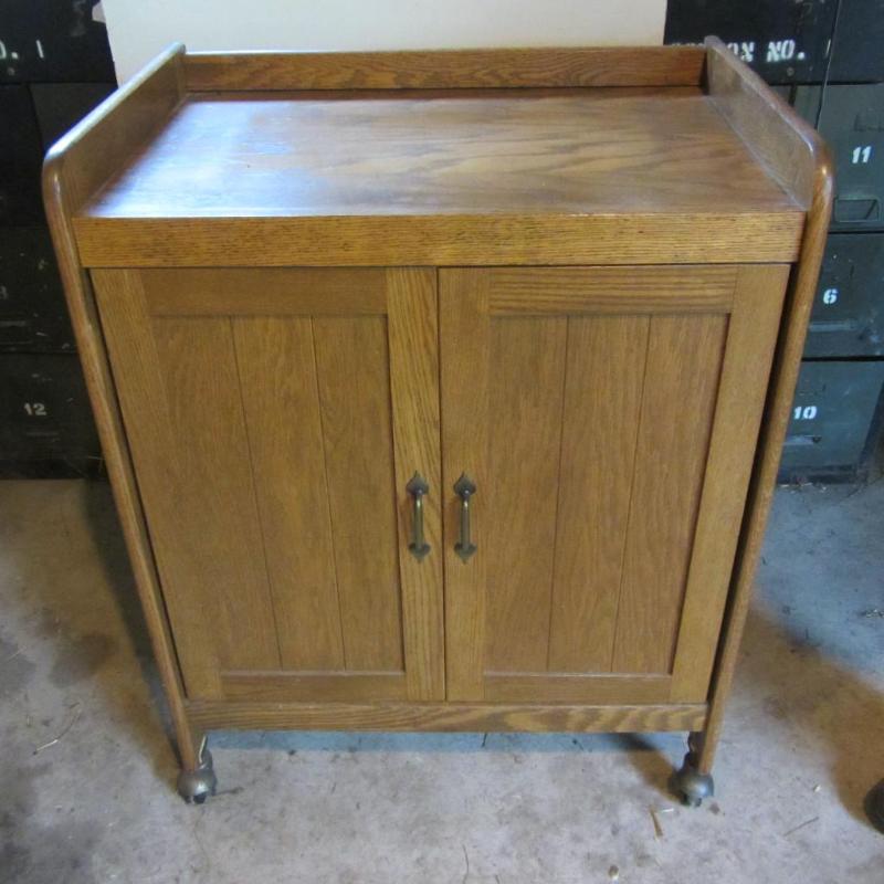 lot 151 image: Roller Stand