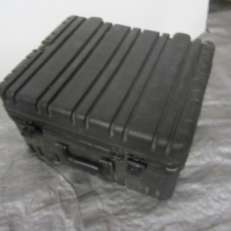 lot 27 image: Service Repair Case
