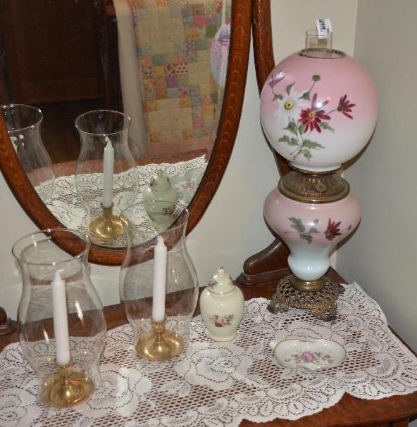 Antique kerosene lamp, 2 candles with globes,...
