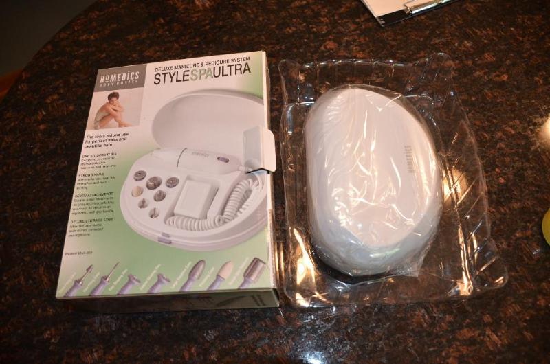 New in box Homedics Body Basics Delux Manicur...